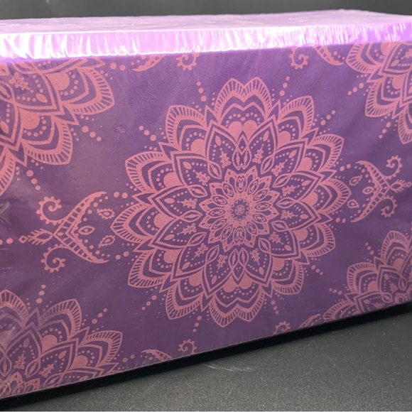 NWOT Yoga Blocks with Mandala Print, purple, Set of 2 blocks - Picture 2 of 4